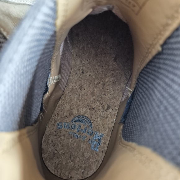 Dr. Martens 2976 Nubuck Chelsea Boots NWOB - Size 7 - Picture 12 of 16